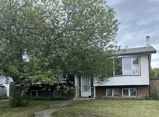 4764 W Rundlewood Dr NE, Calgary, AB T1Y2P1