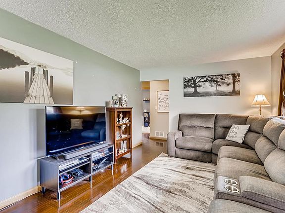 5th image of 150 92nd Ave NE