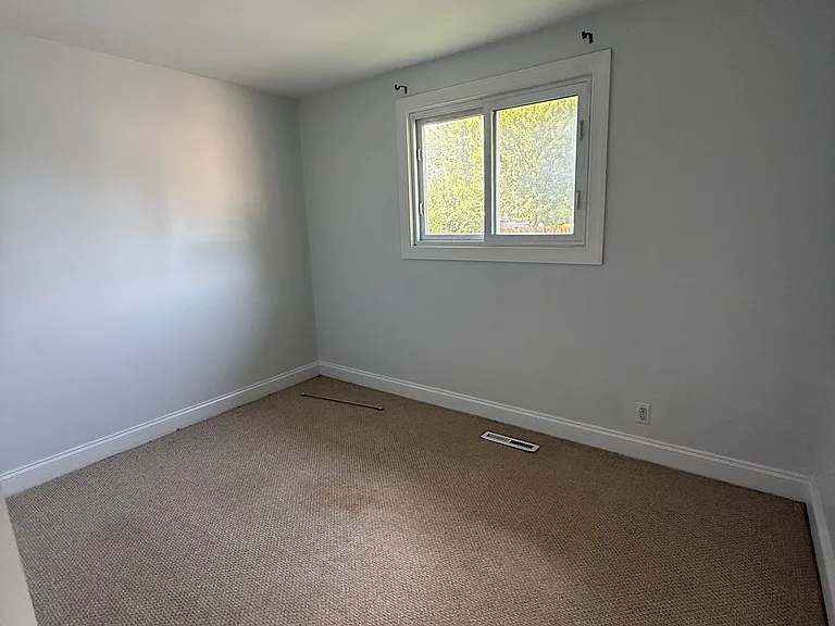 100 Granada Rd — Photo 8