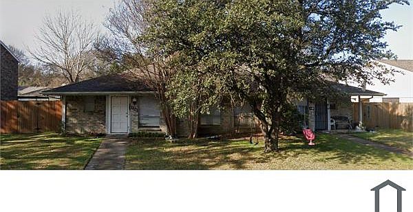 1st image of 524 Towne House Ln