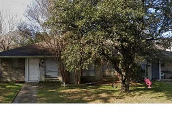 524 Towne House Ln, Richardson, TX 75081