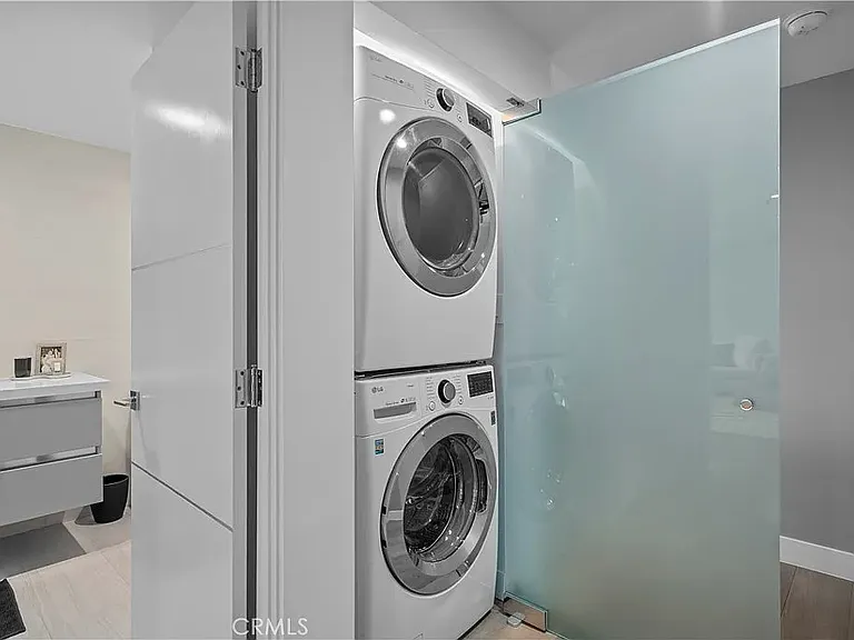 14157 Tiara St #101 — Photo 13