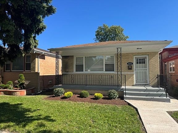3rd image of 10115 S Indiana Ave