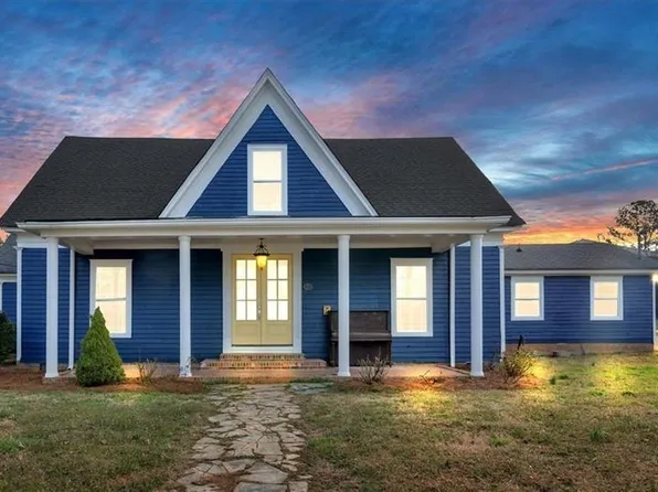 311 S Main St, Adairsville, GA 30103