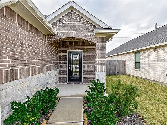 5th image of 7438 French Quarter Ct