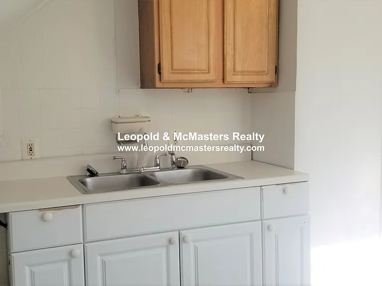 32 Salem St #3 — Photo 2