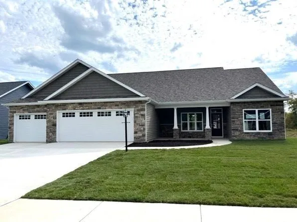 5853 Santera Dr, Fort Wayne, IN 46818