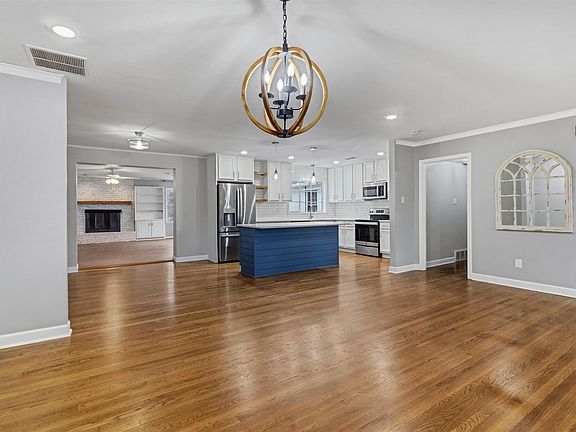 5th image of 1188 Oak Ridge Dr