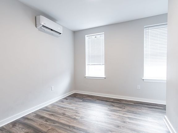 4th image of 2549 N Bancroft St #Pa010204