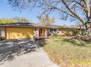 11528 Country Oaks Dr, Tampa, FL 33618