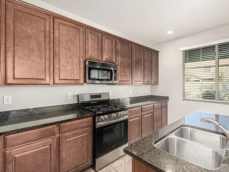 27511 N 54th Ln — Photo 10