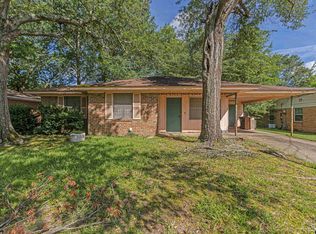 3131 Greg Ln, Tyler, TX 75701