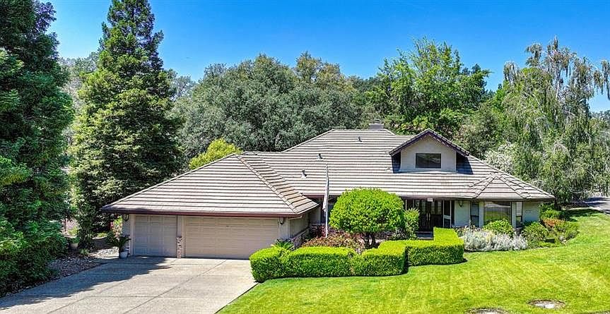 1st image of 6400 Lago Cir