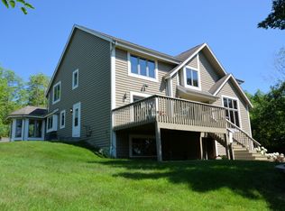 5470 S Edinbourgh Dr, New Berlin, WI 53146