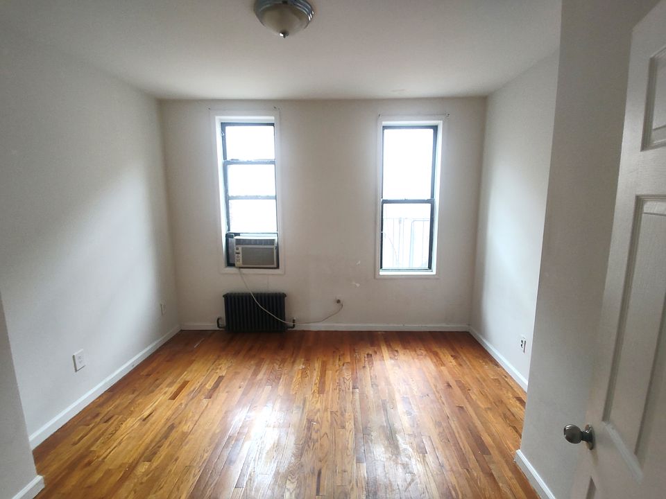 1st image of 274 Wyckoff Ave APT 3L