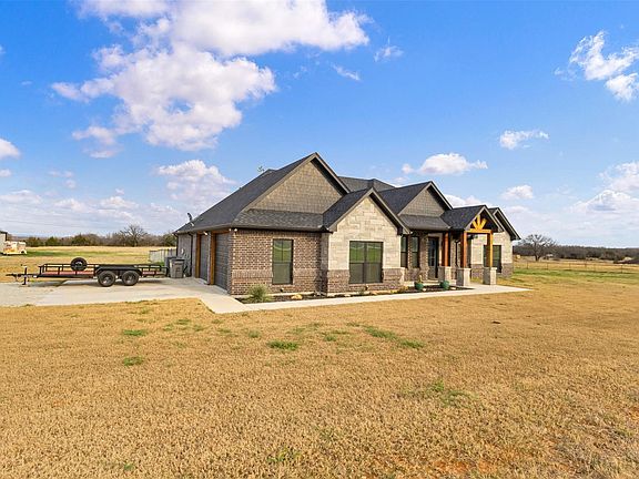 2nd image of 170 Rolling Hills Blvd