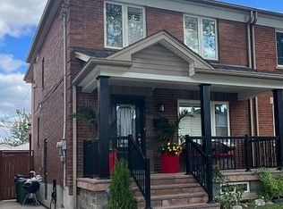 81 Primrose Ave #BASEMENT, Toronto, ON M6H 3V2