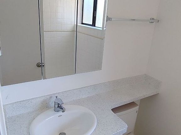 4th image of 314 Main St #202