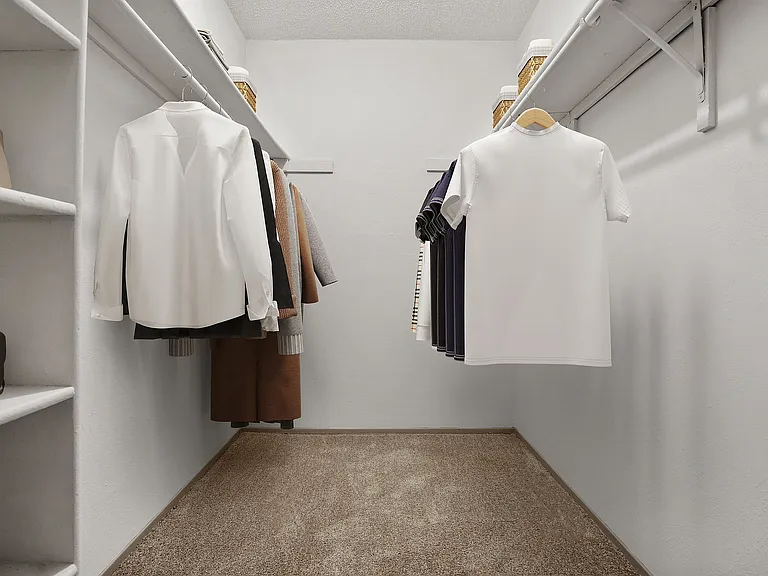 C242450 Adair Off Addison_VS Still_Model2b2b_Closet_02_final