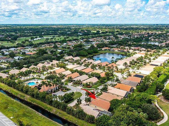 2nd image of 10818 Grande Palladium Way
