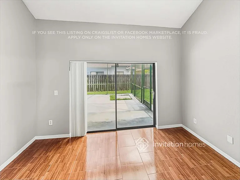 11585 Gorham Dr — Photo 9