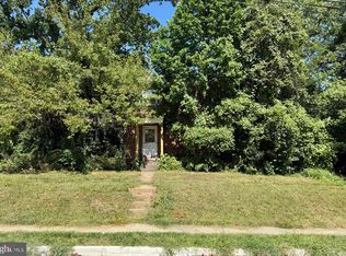 5611 15th St N, Arlington, VA 22205