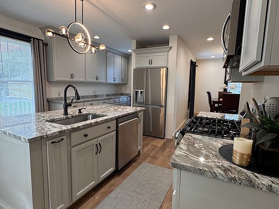 2nd image of 54 Chestnut Street