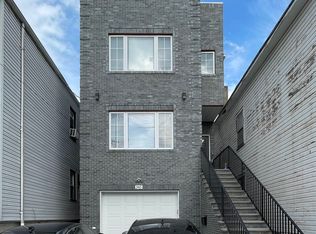 345 N 2nd St #1, Harrison, NJ 07029