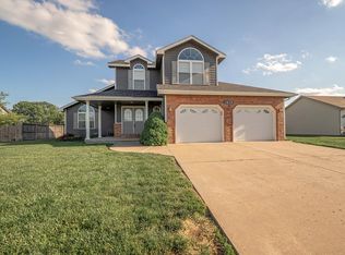 1412 Lakeview Dr, Salina, KS 67401