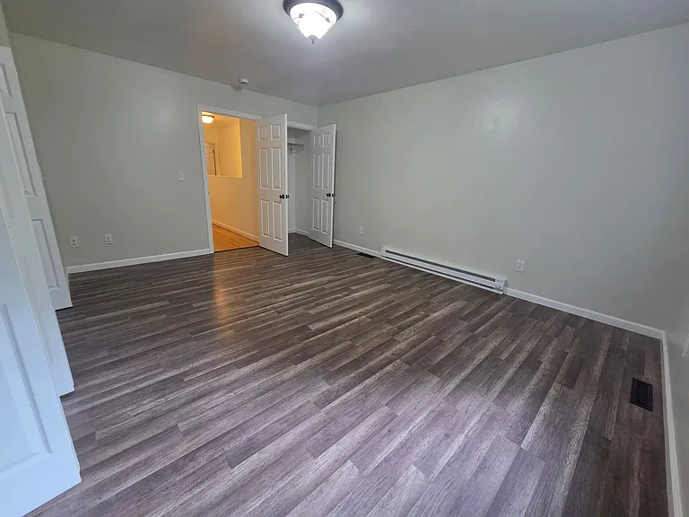 5 Stone Ave #1 — Photo 10