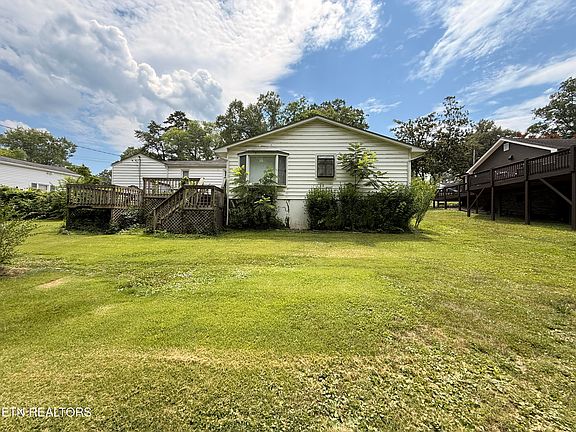 3rd image of 6012 Kaywood Rd