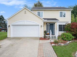 130 Kathy Cir, Linden, MI