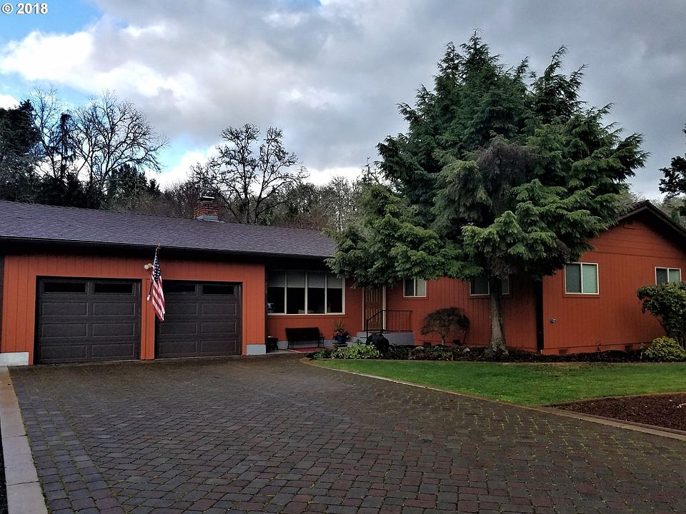 1st image of 115 N River Dr