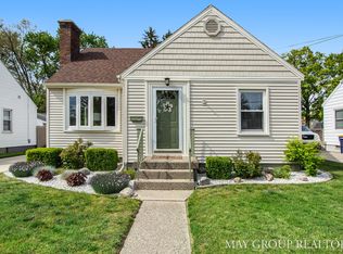 1149 Evelyn St NE, Grand Rapids, MI 49505