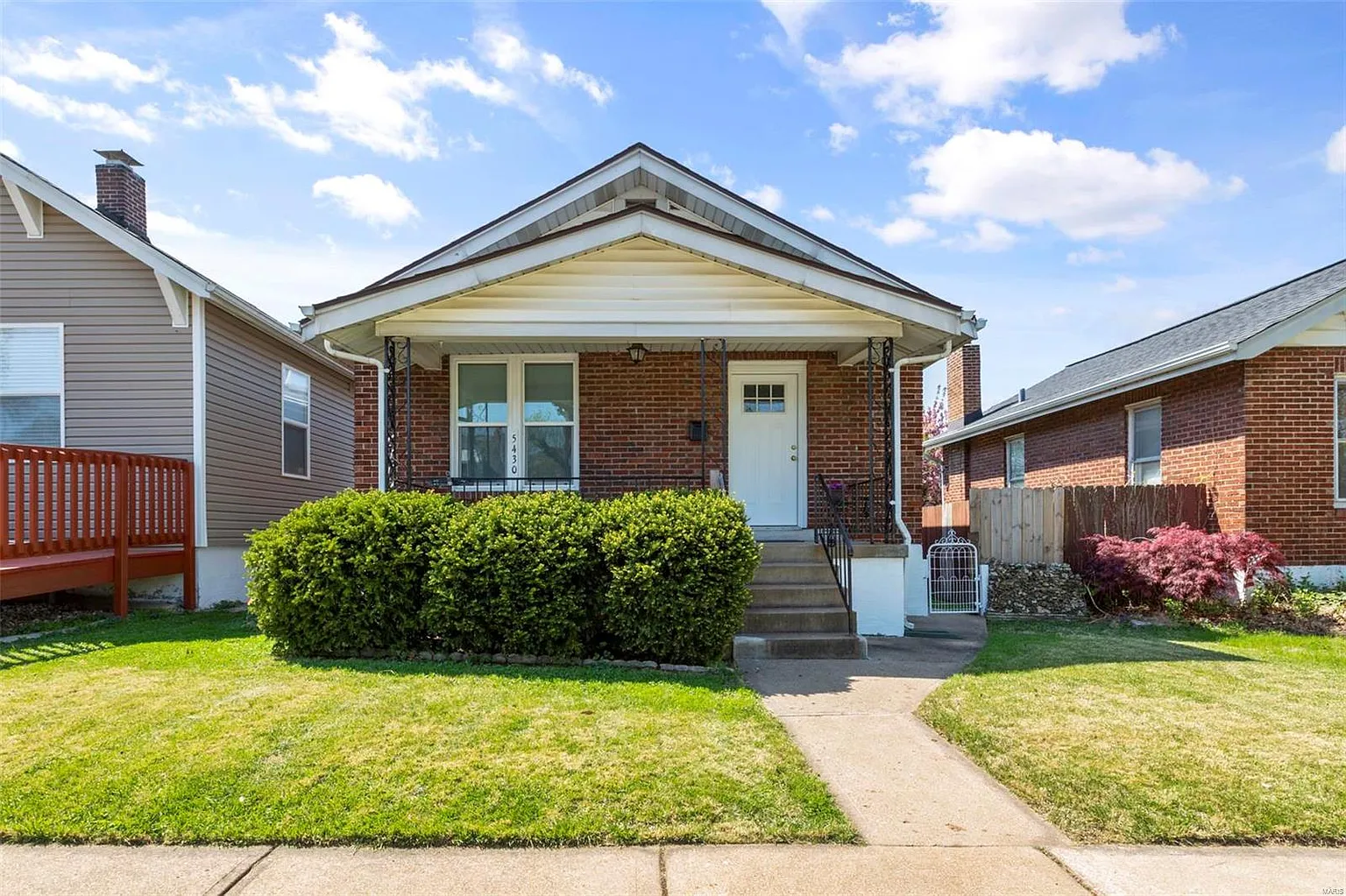 5430 Devonshire Ave photo 1