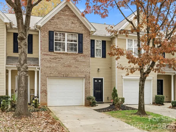 7715 Abigail Glen Dr, Charlotte, NC 28212