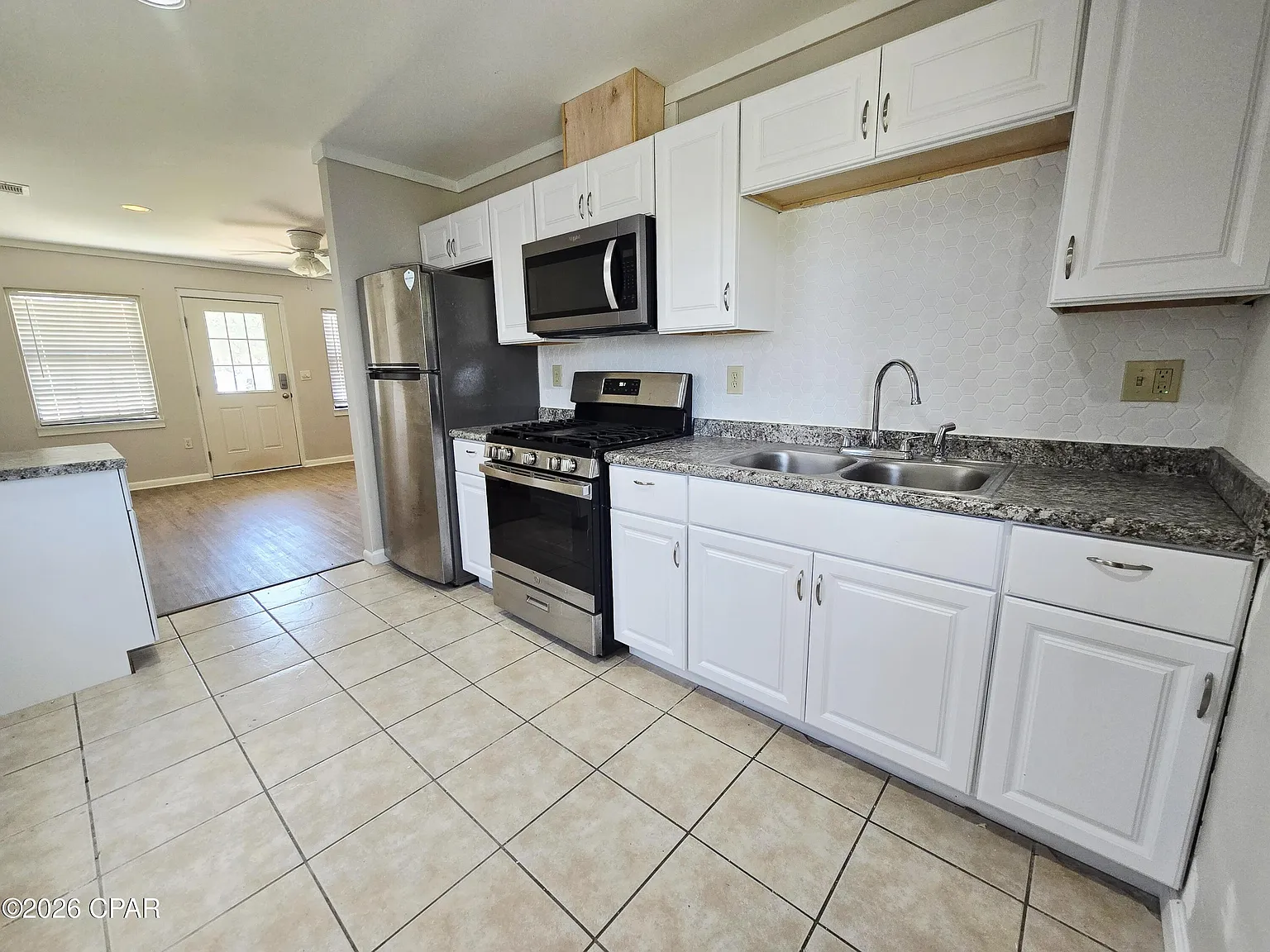 2 bed, 676 sqft, $1,600 — Photo 4