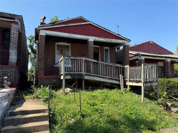 4472 Penrose St, Saint Louis, MO 63115