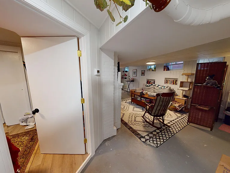 208 Canner St — Photo 32