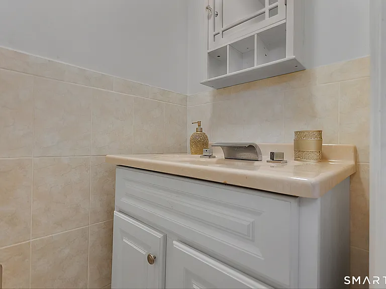 44 Garden St #7 — Photo 20