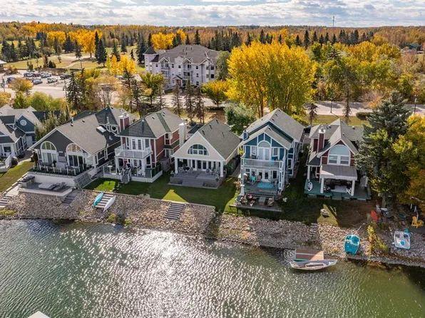 116 NE Marina Bay Ct, Sylvan Lake, AB T4S 1E9