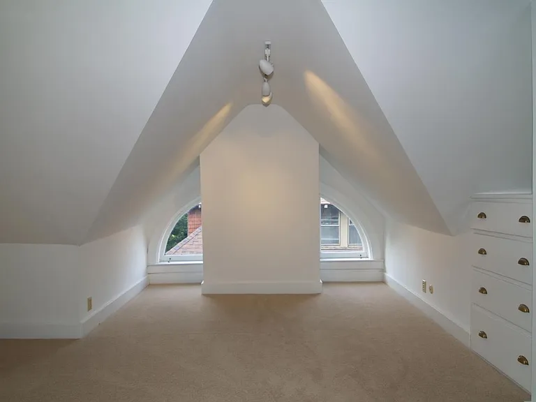 390 Linwood Ave #4 — Photo 18