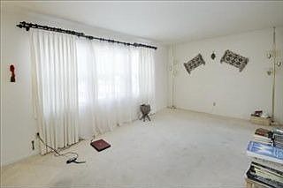 3rd image of 1317 Woodland Dr