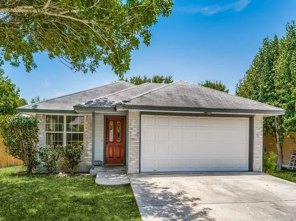 2066 Bentwood Dr, New Braunfels, TX 78130