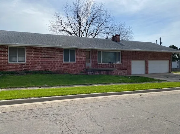 425 W Saint Paul St, Spring Valley, IL 61362