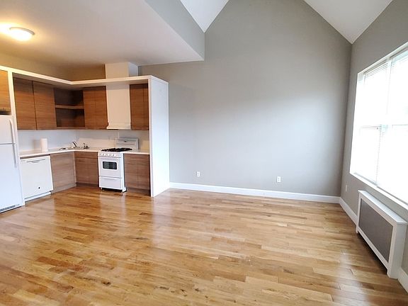 5th image of 28-33 49th St #2F