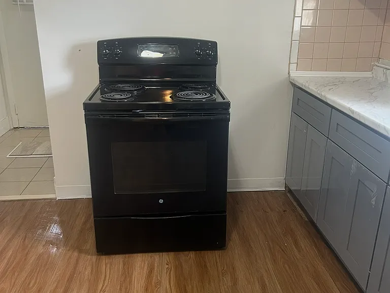 1901 Fairview Ave #1 — Photo 9