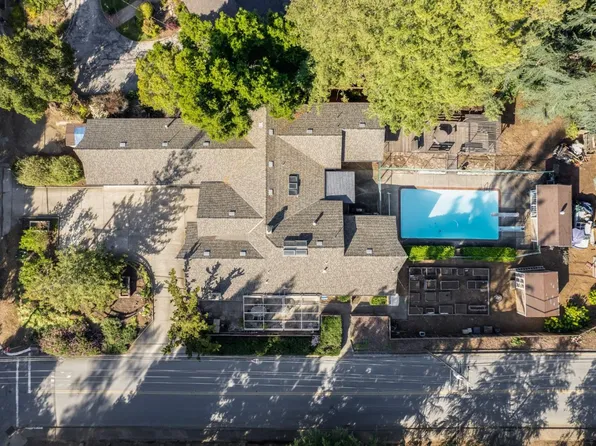 720 Loyola Dr, Los Altos, CA 94024