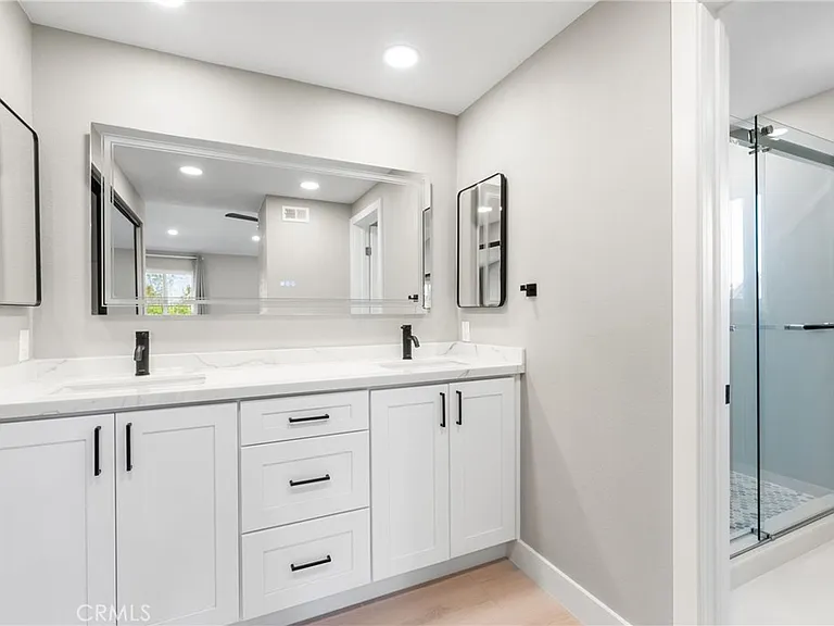24746 Scott Ln — Photo 18
