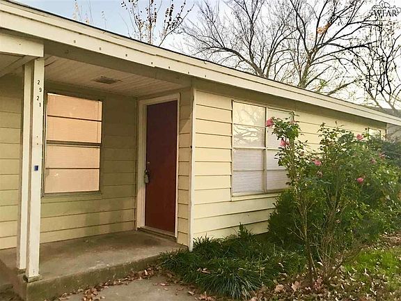 3rd image of 2921 McGaha Ave